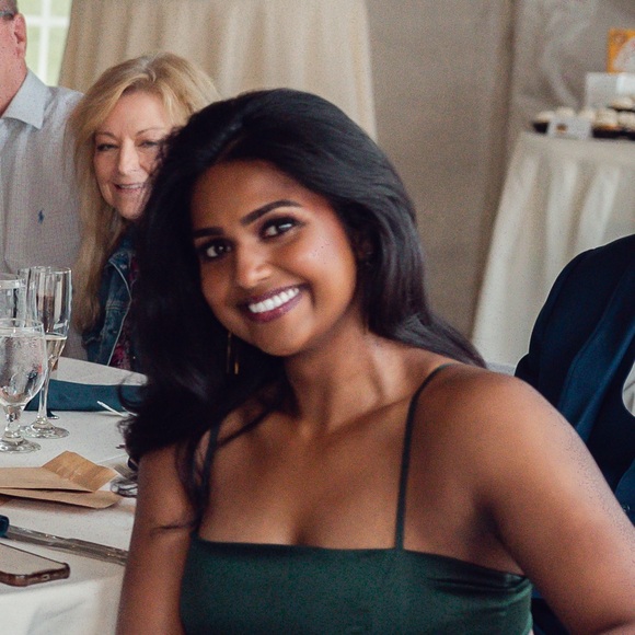 Meet your Posher, Karen - Picture 1 of 1